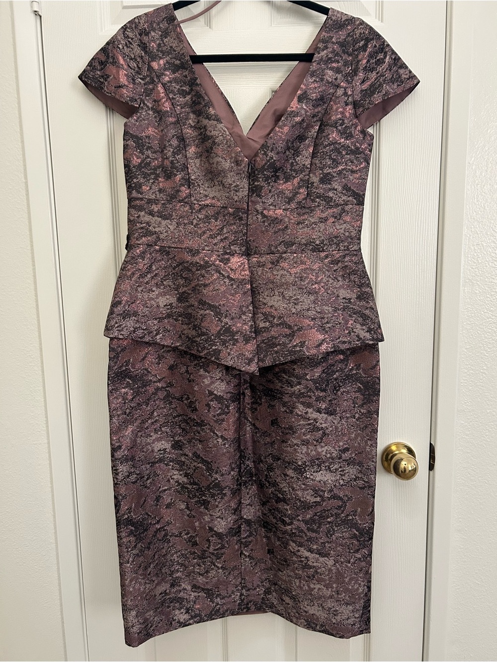 Feriani Couture 20103 Dusty Mauve Floral Jacquard V-Neck Midi Dress | Size 14 - Picture 7 of 11